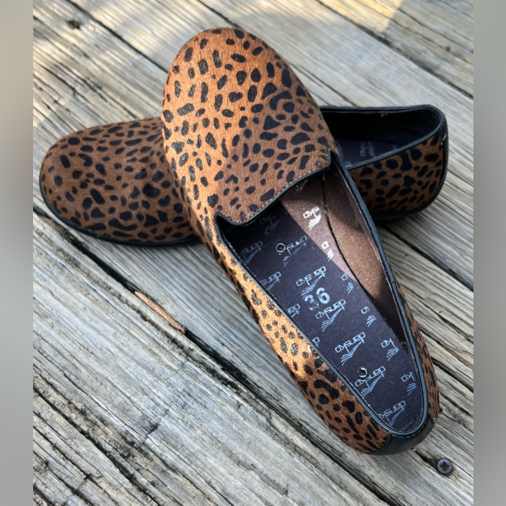 Dansko Olivia Women's Size 36
Cheetah Print Calf Hair Loafers Slip
On Animal